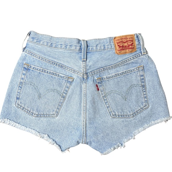 Levi’s 501 High Rise Women’s Shorts Size 28 - Picture 3 of 13